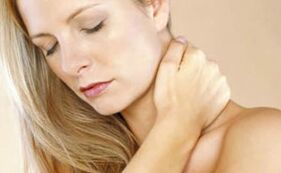 symptomen en behandeling van cervicale osteochondrose thuis