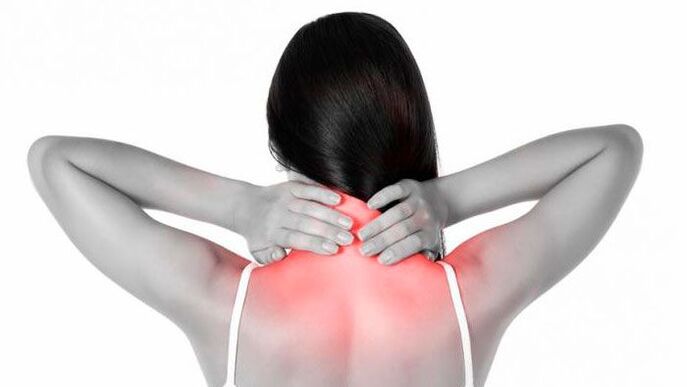pijn in de nek en schouders met cervicale osteochondrose