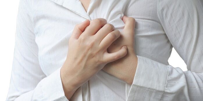 pijn op de borst met thoracale osteochondrose