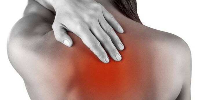 rugpijn met osteochondrose op de borst